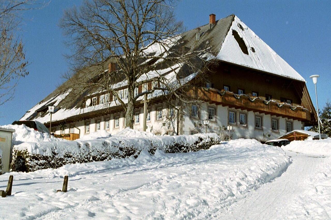 Zur Traube Schwarzwaldhotel & Restaurant Am Titisee 상트마르겐 외부 사진